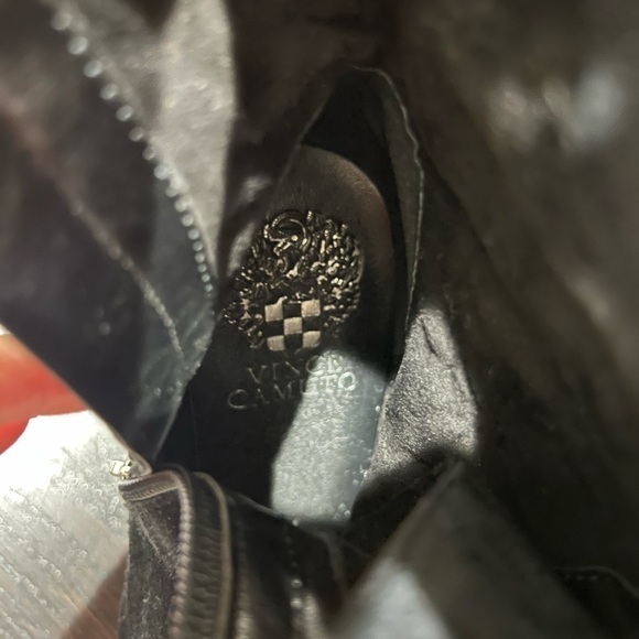 VINCE CAMUTO TEISHA BLACK SUEDE LACE UP BOOTIES SIZE 5 - Picture 8 of 8